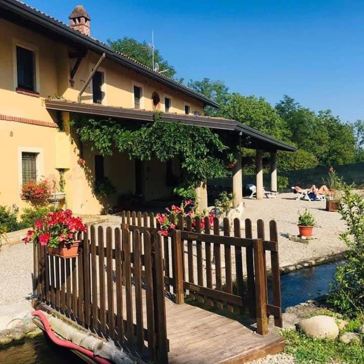 Agriturismo Helianthus โอเลจโจ ภายนอก รูปภาพ