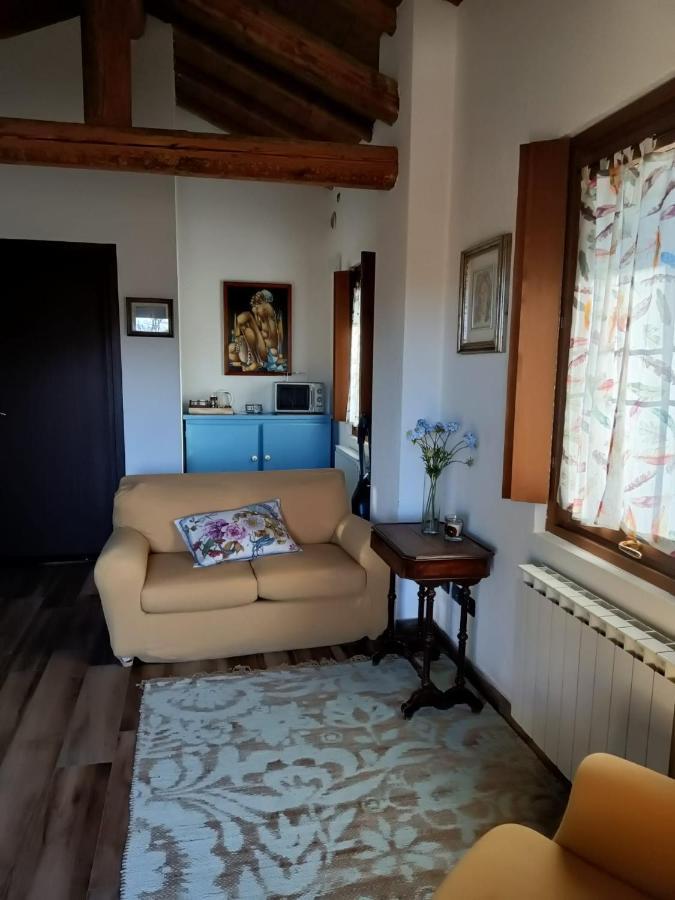 Agriturismo Helianthus โอเลจโจ ภายนอก รูปภาพ
